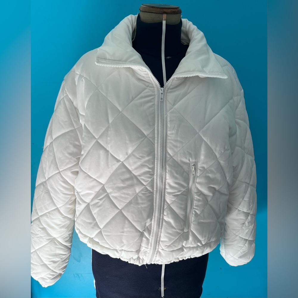 White puffer Coat Ladies Crop XL